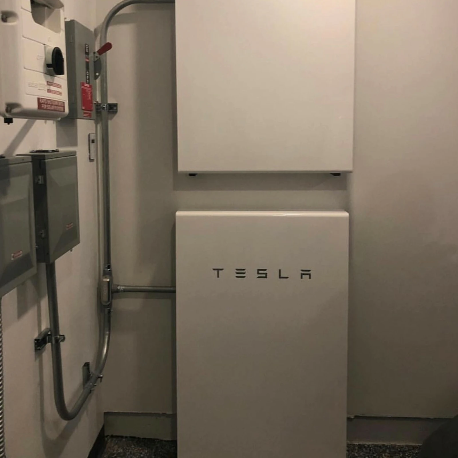 Tesla Powerwall Blackfoot Pass Residence