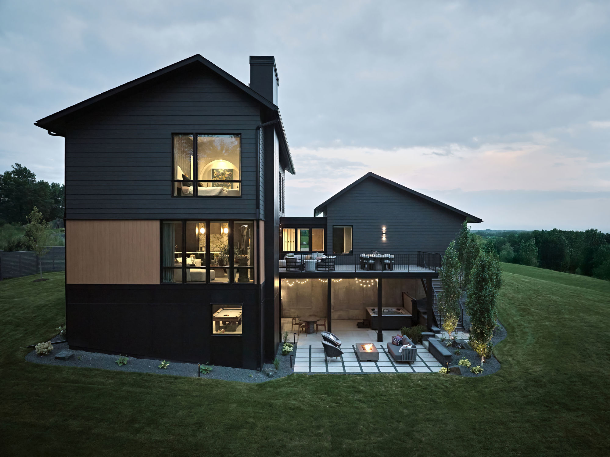 03 Unfold Brooks Round Three Photography Back Wide