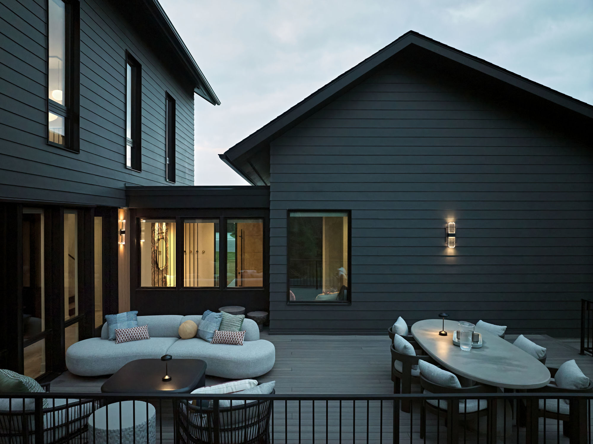 04 Unfold Brooks Round Three Photography Back Deck