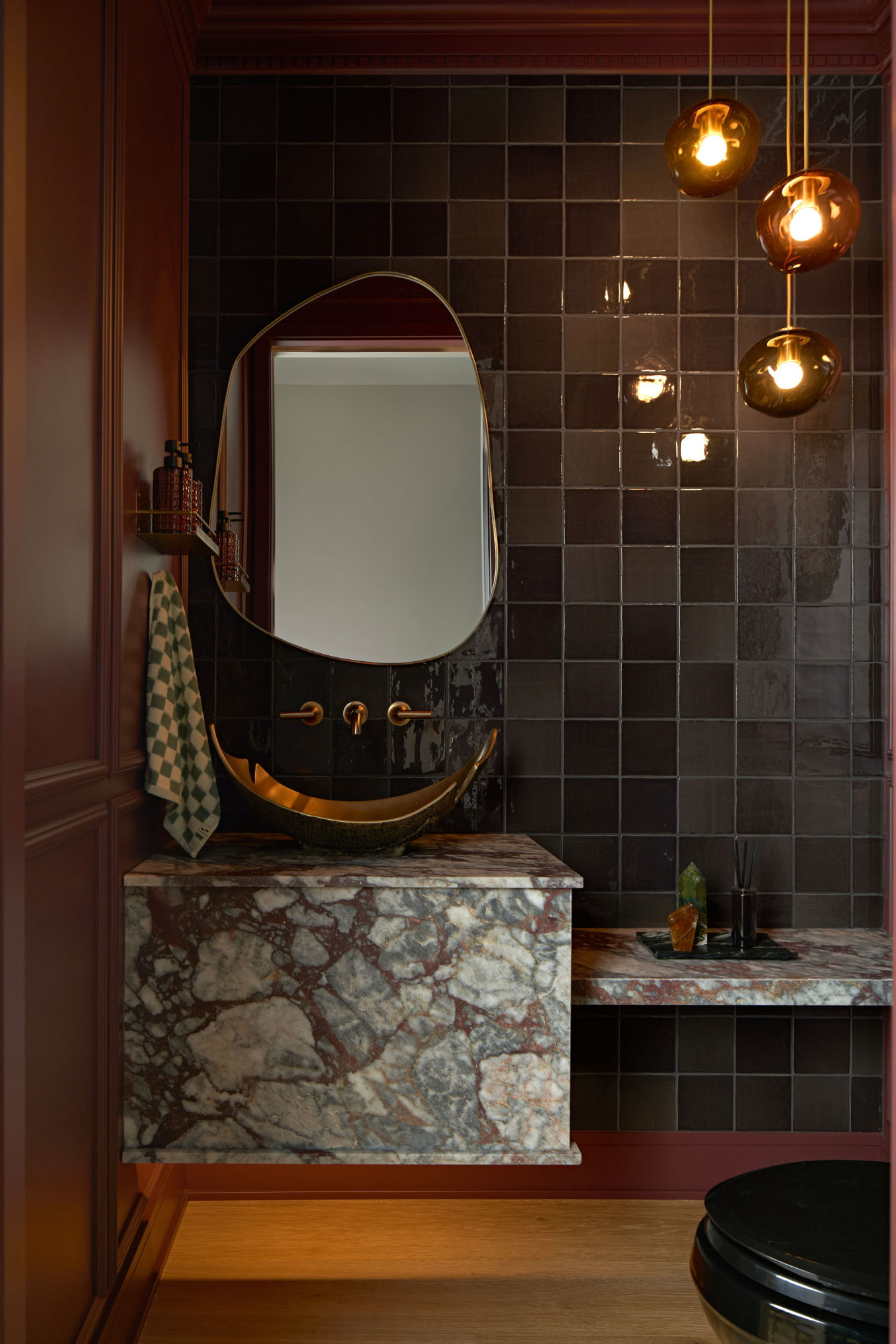 10 Unfold Brooks Round Three Photography Powder1 P