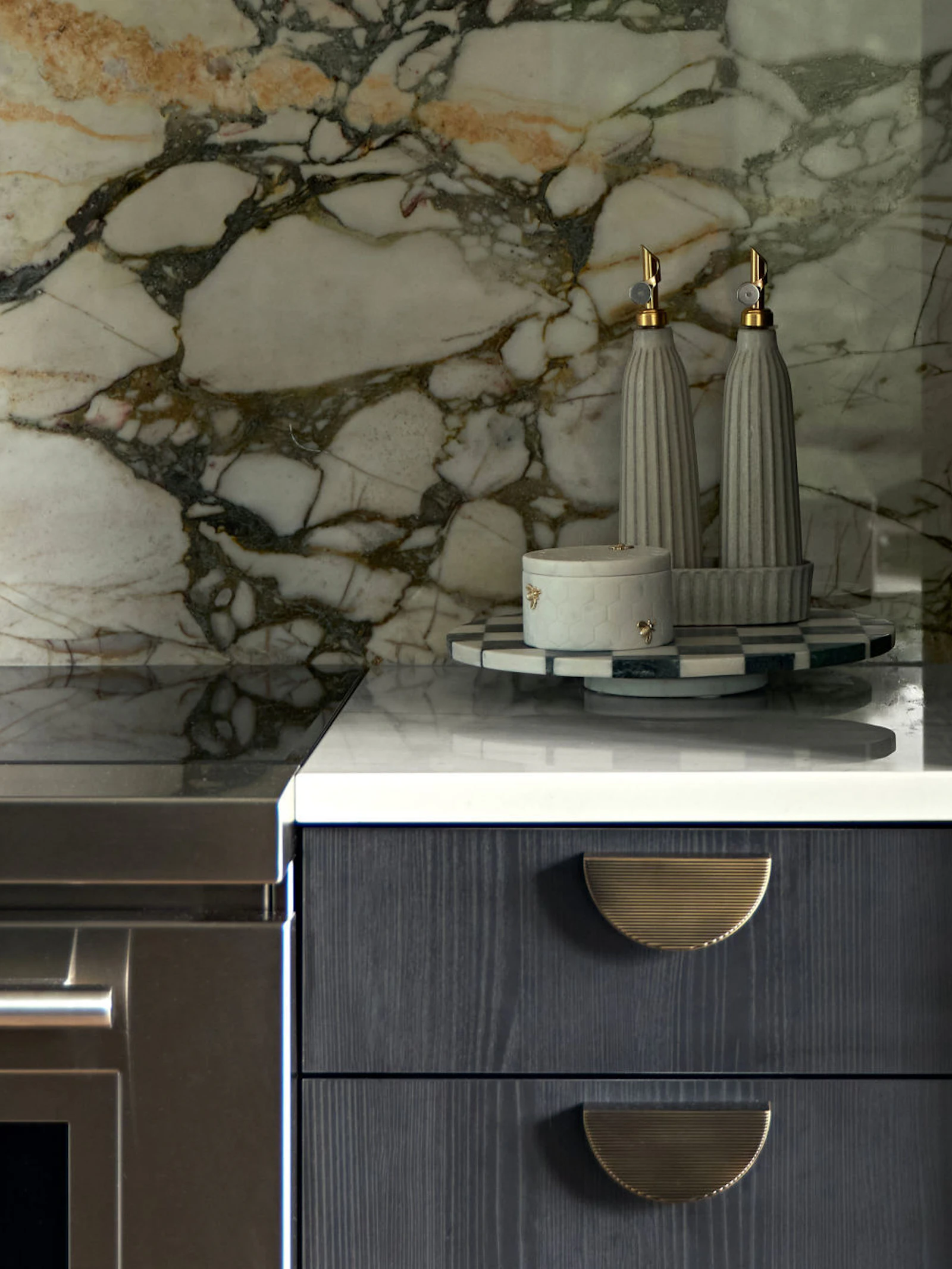 16 Unfold Brooks Round Three Photography Kitchen Detail DSC1236