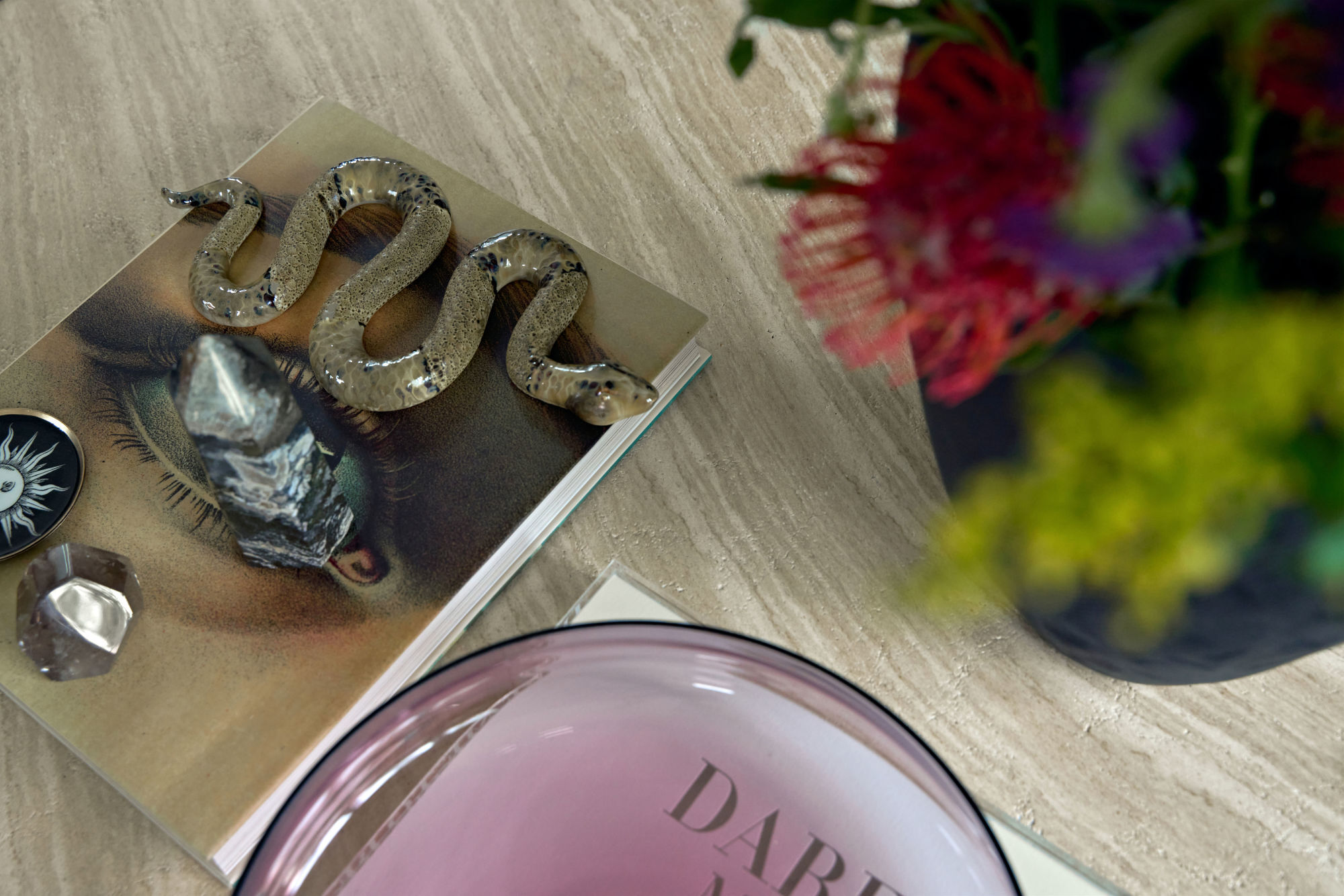 27 Unfold Brooks Round Three Photography Coffee Table DSC1192