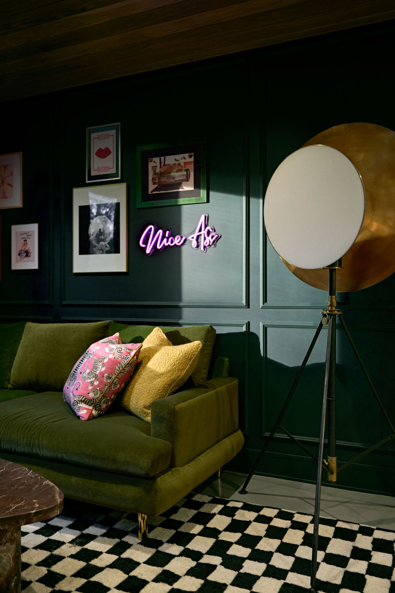 48 Unfold Brooks Round Three Photography Lounge Lamp DSC1288