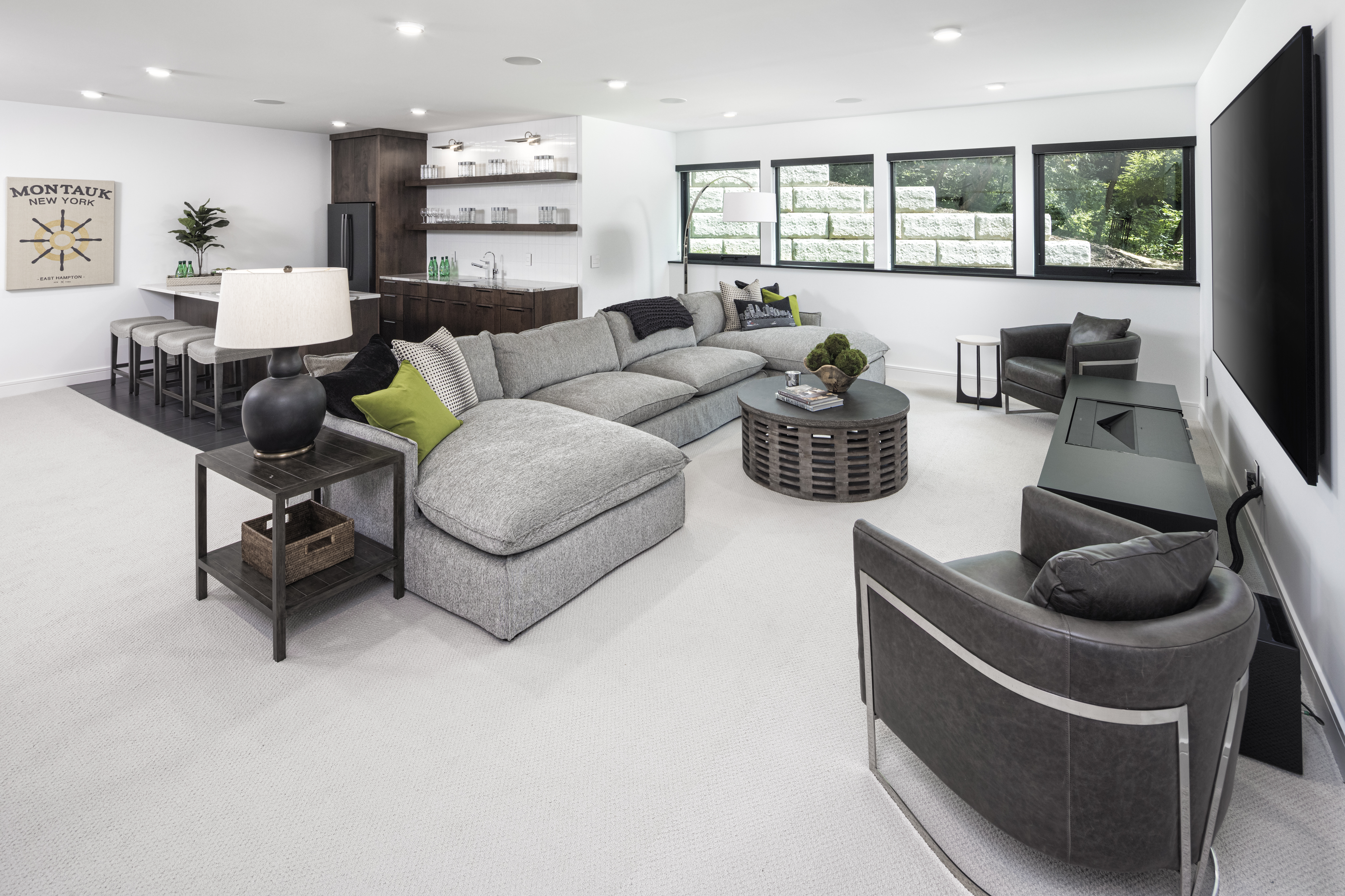 Basement with a wet bar