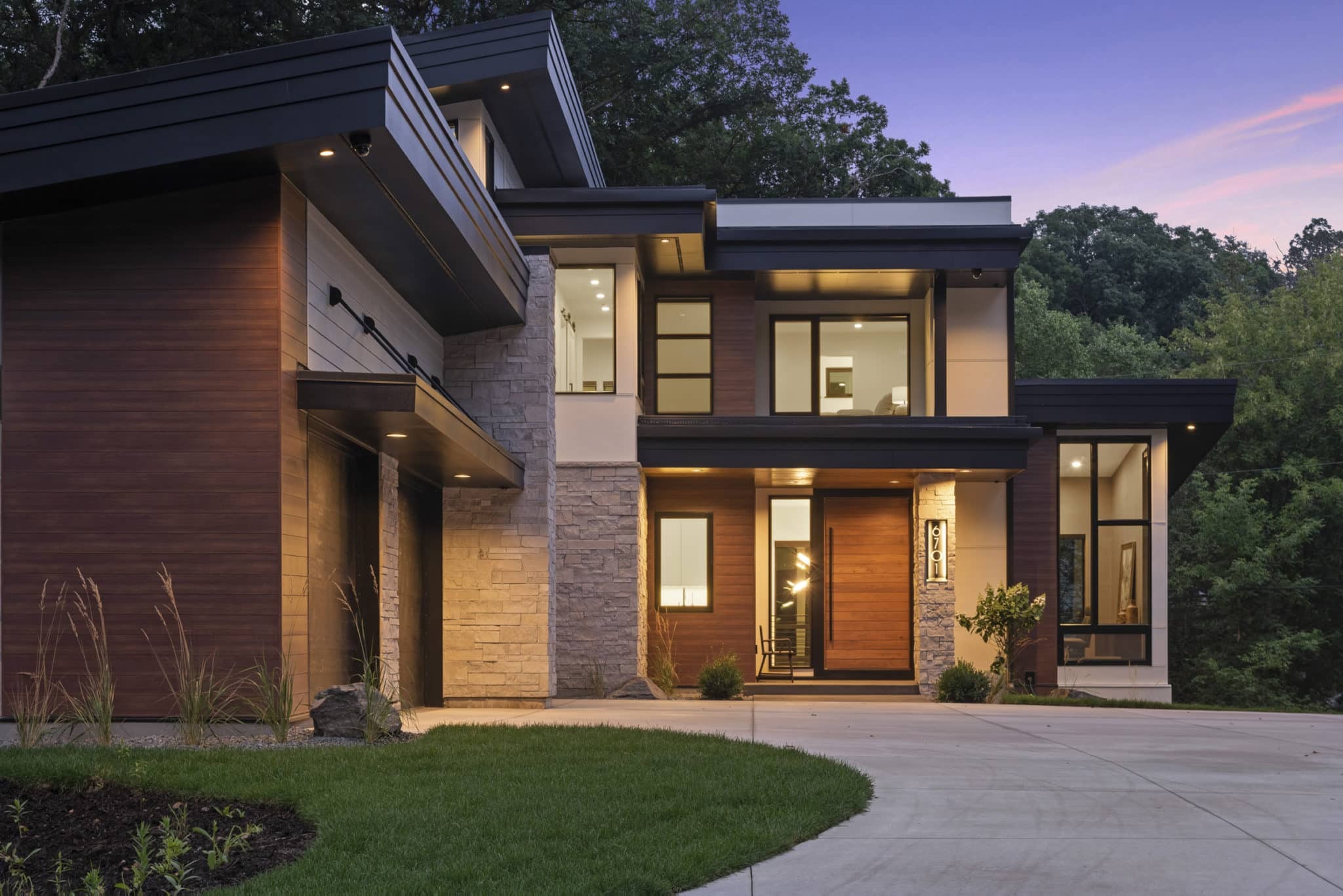 Cheyenne Trail Residence at dusk