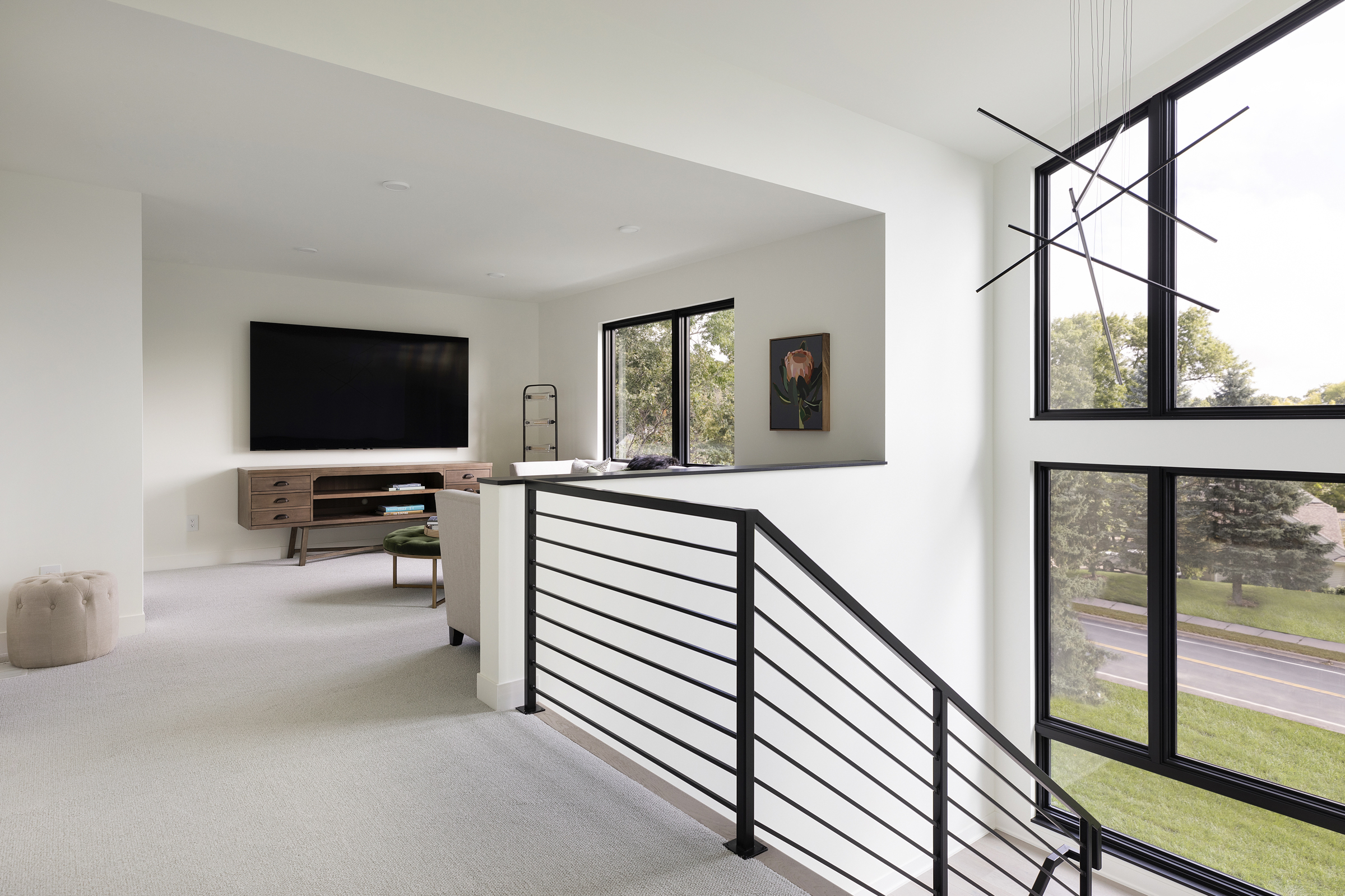 Second level lounge space