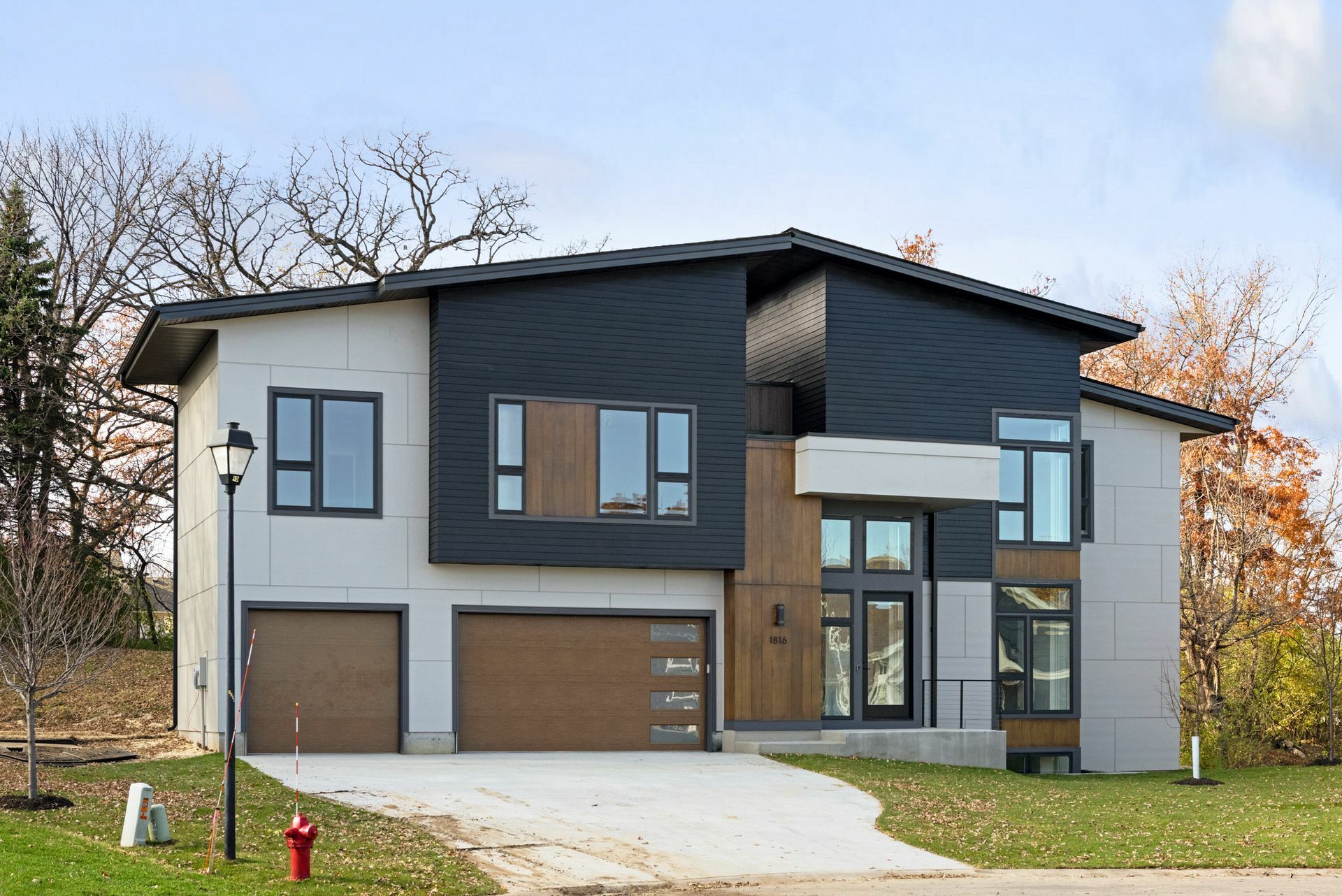 Ellie Court Residence