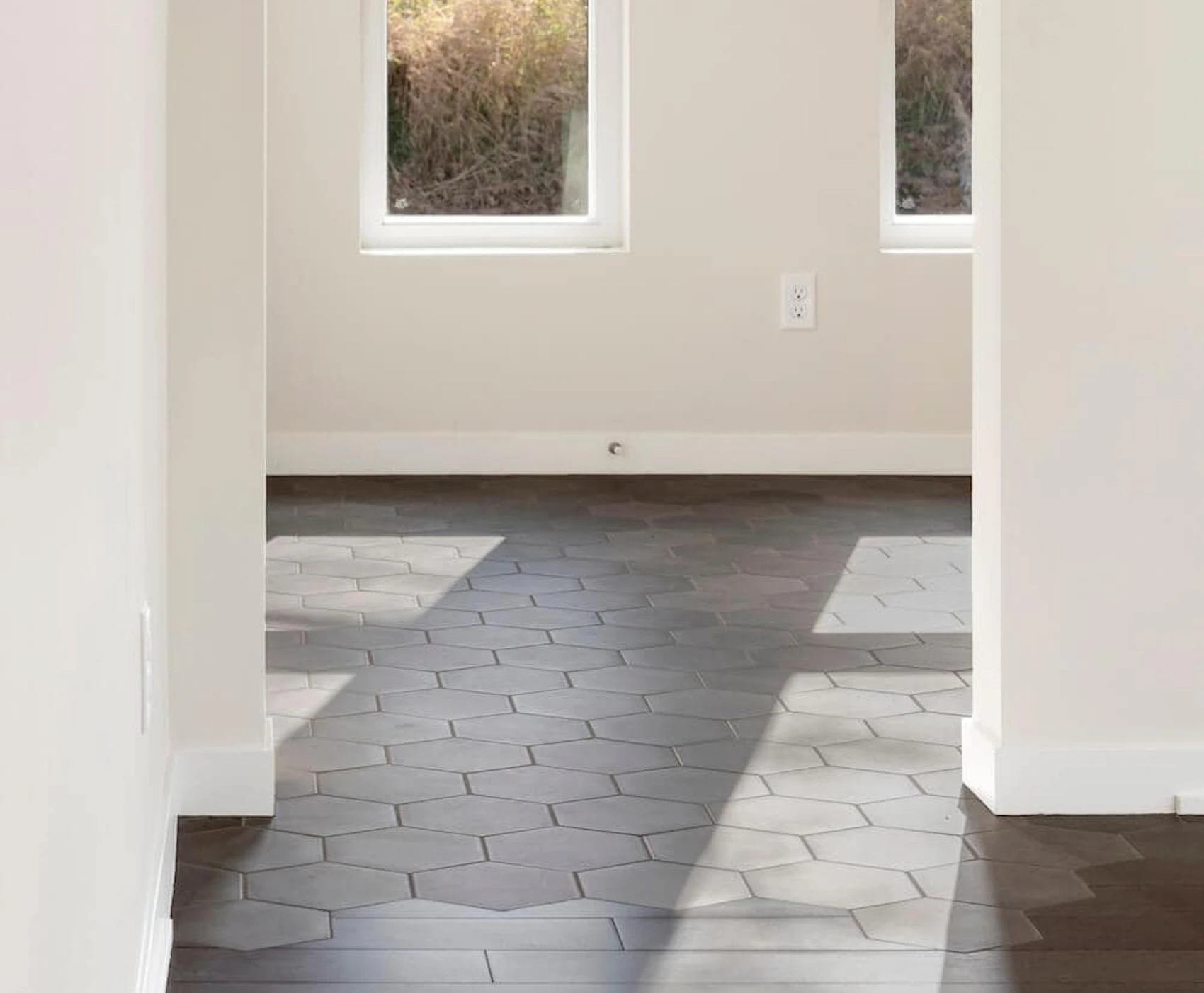 Tile and wood floor design