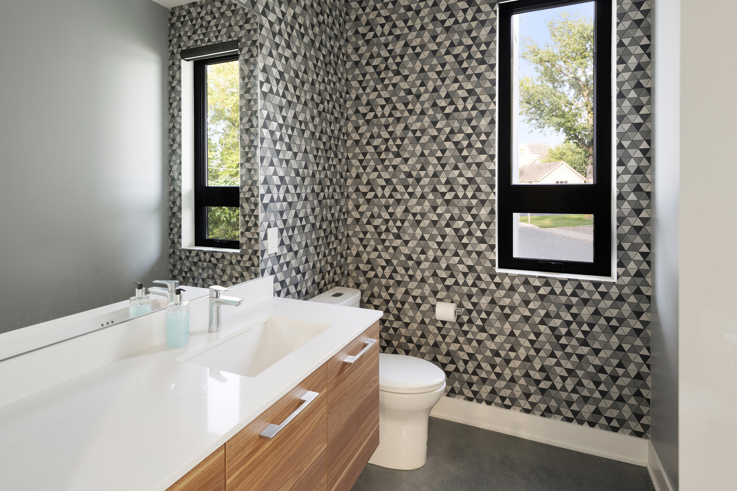 Three Points Blvd 036 2