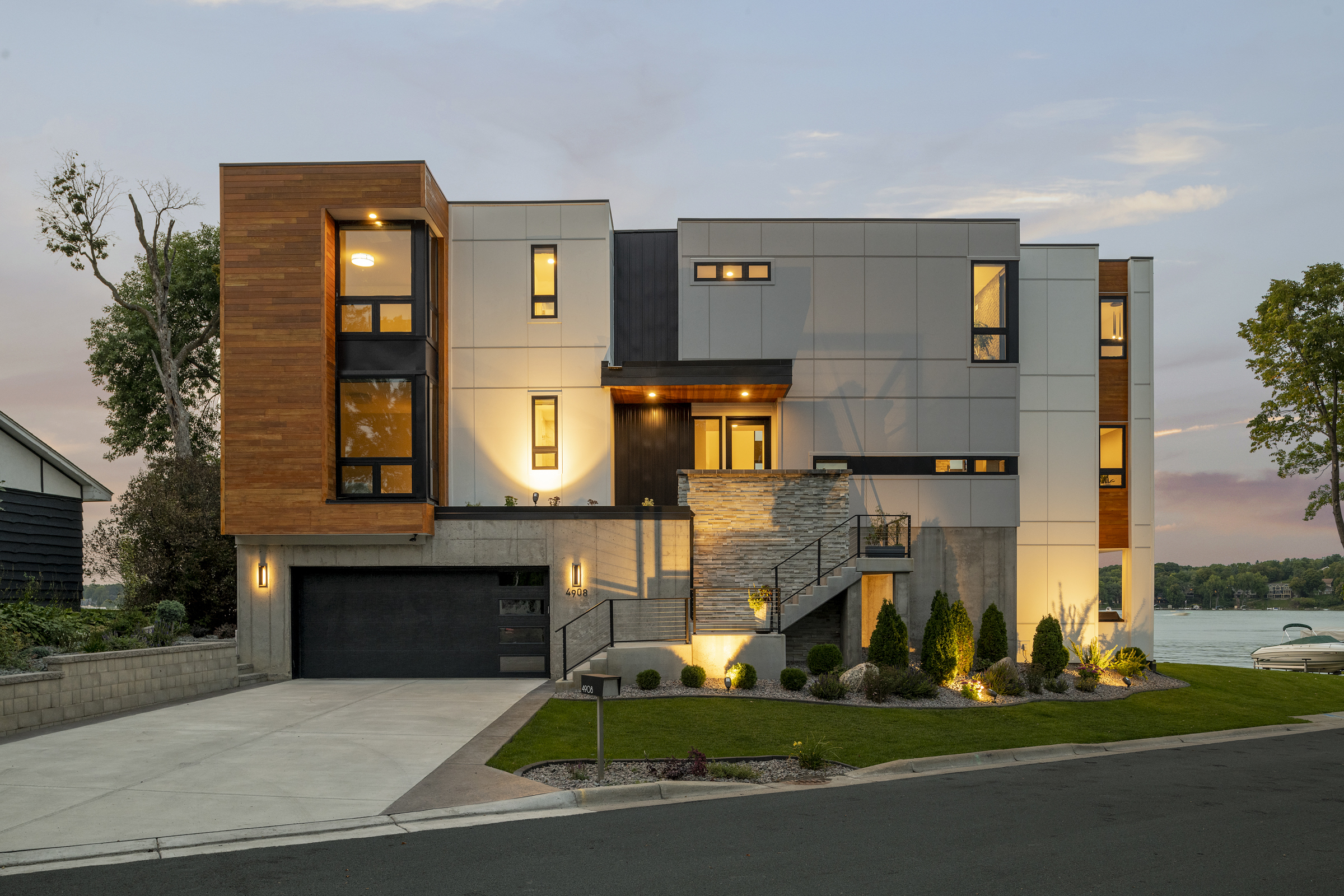 Contemporary Residence on Jennings Bay