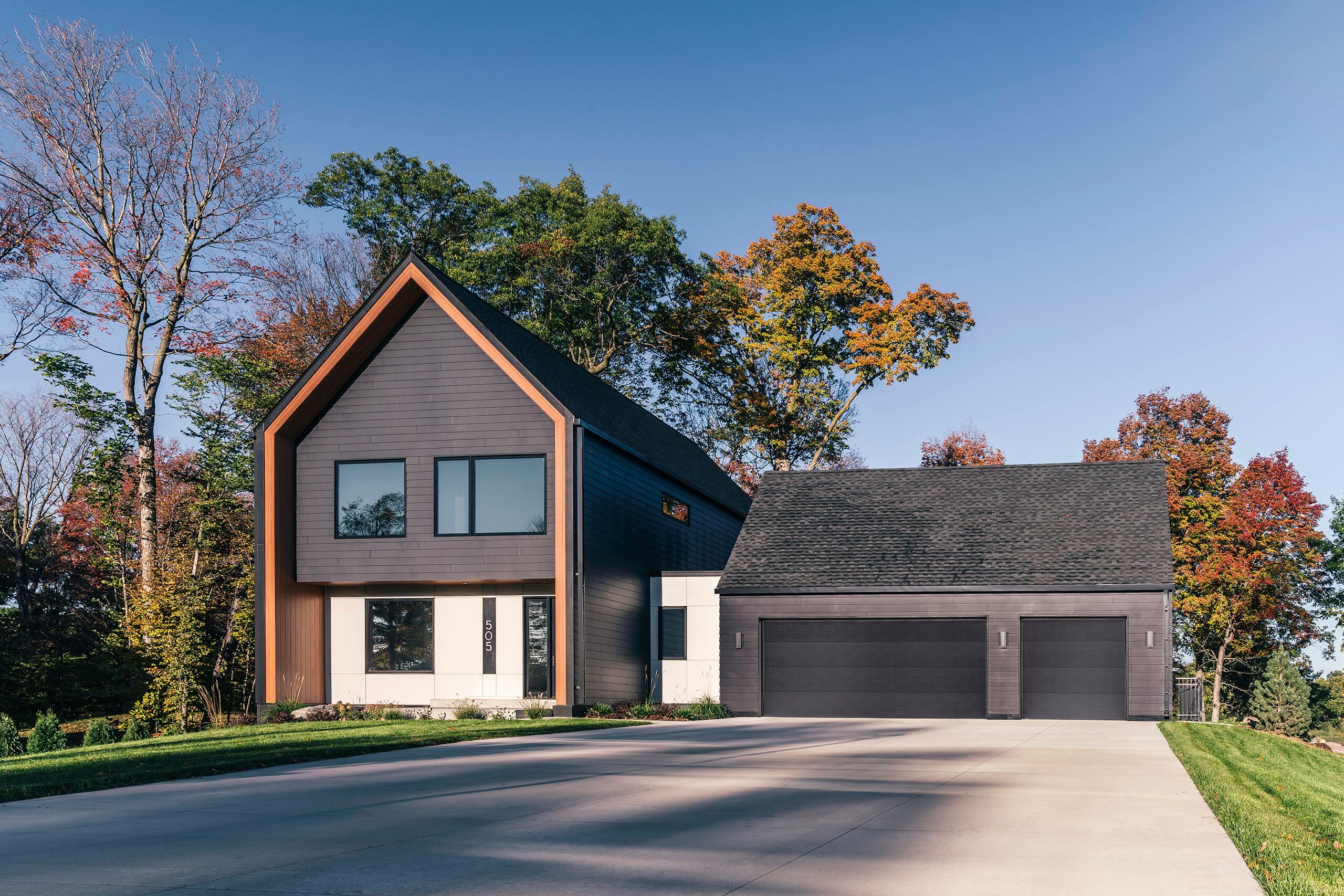 Berry Exterior Front 3x2 DSC3629