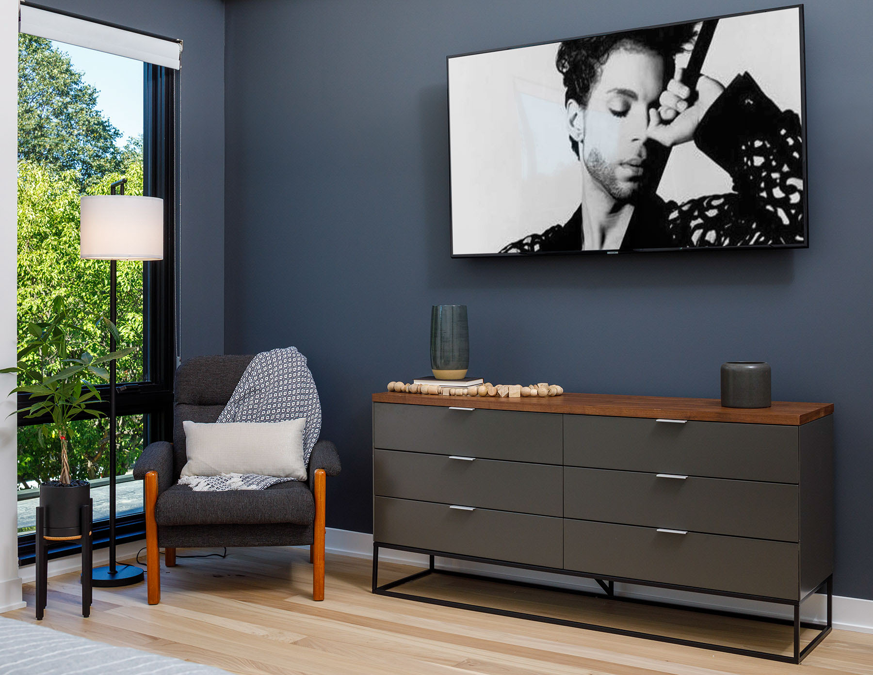 Scandinavian details abound in the mast bedroom