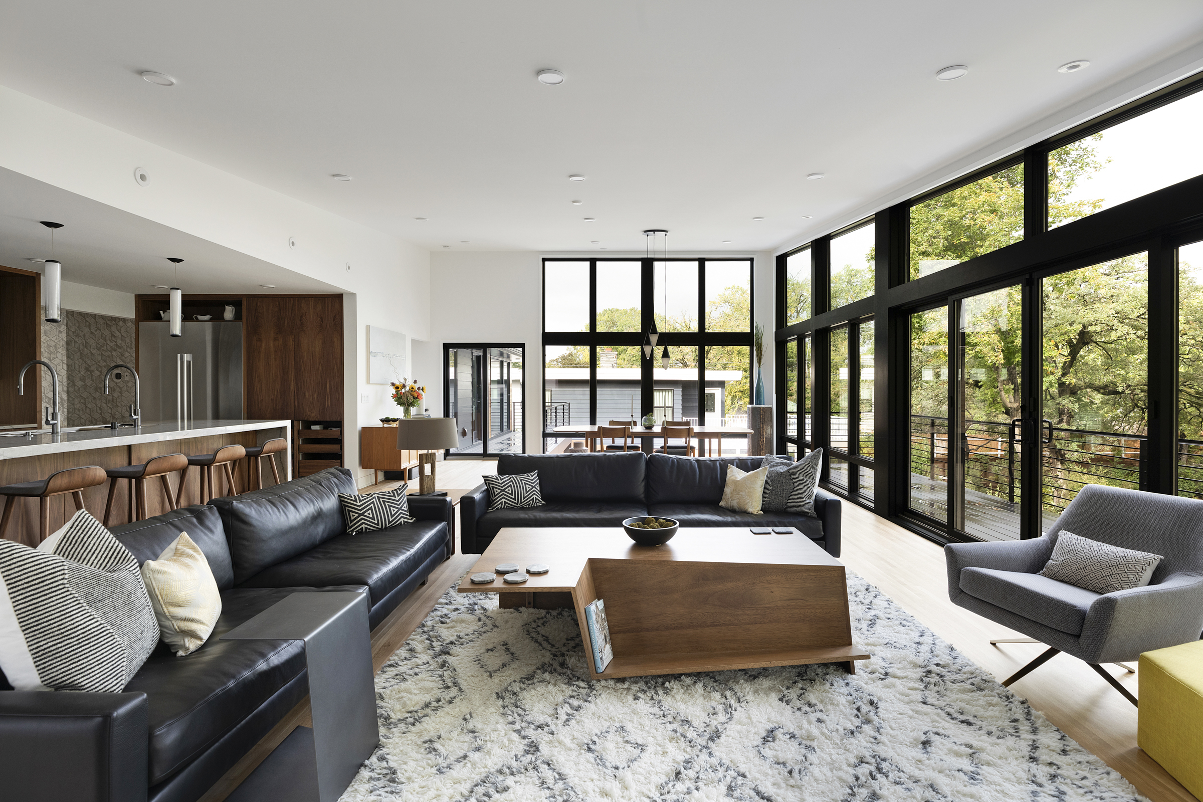 3808 West 57th St 023 1