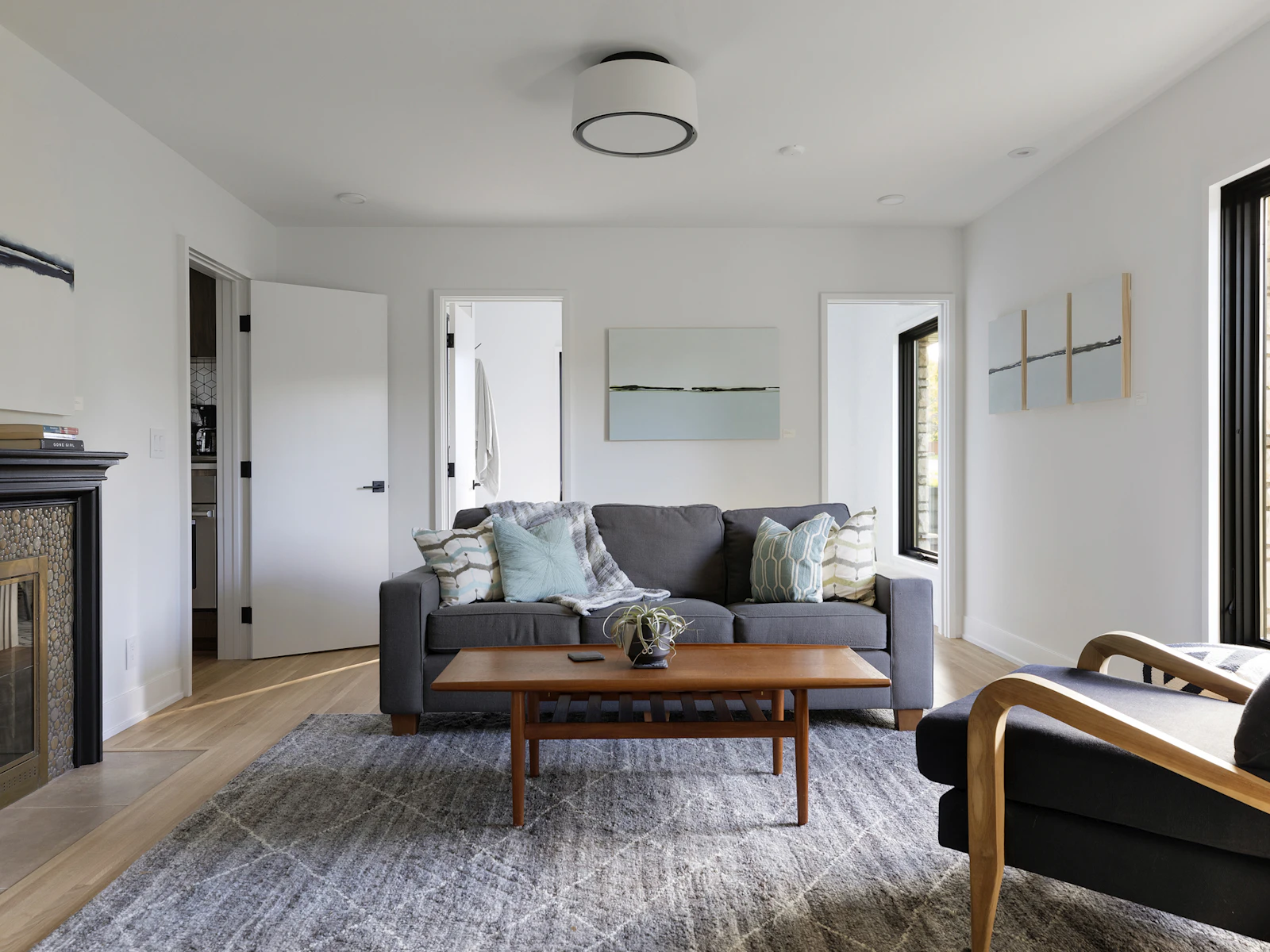 3808 West 57th St 029 2