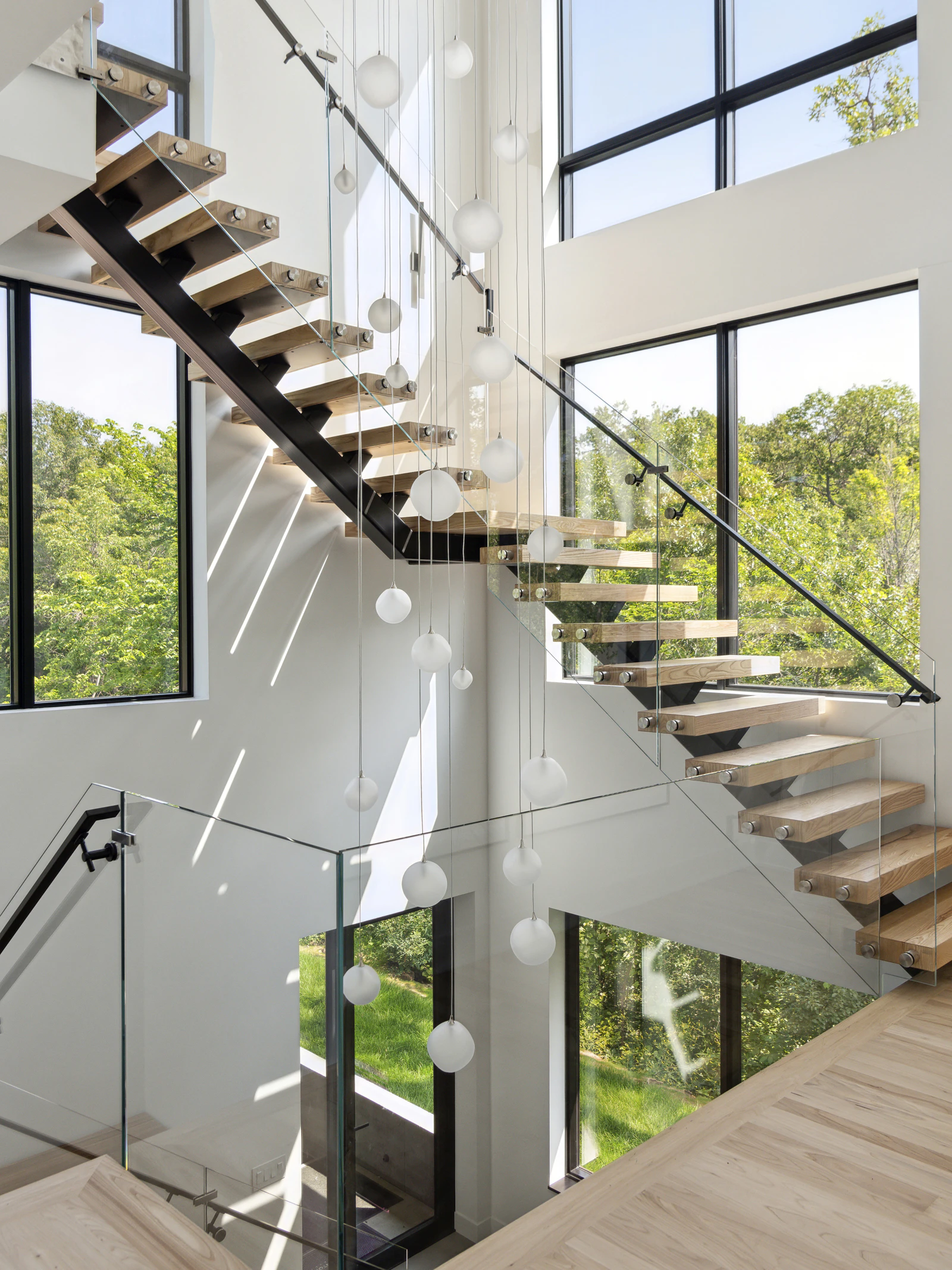 Floating steel and glass staircase