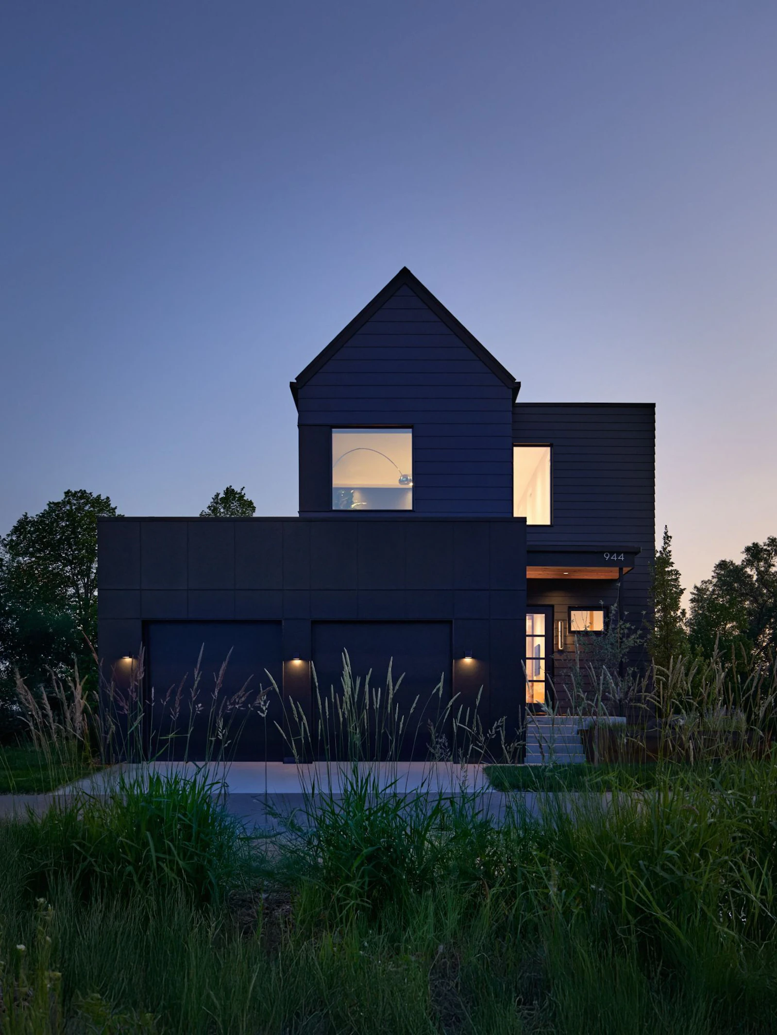 06 Unfold Ivey Round Three Photography Back Night 1