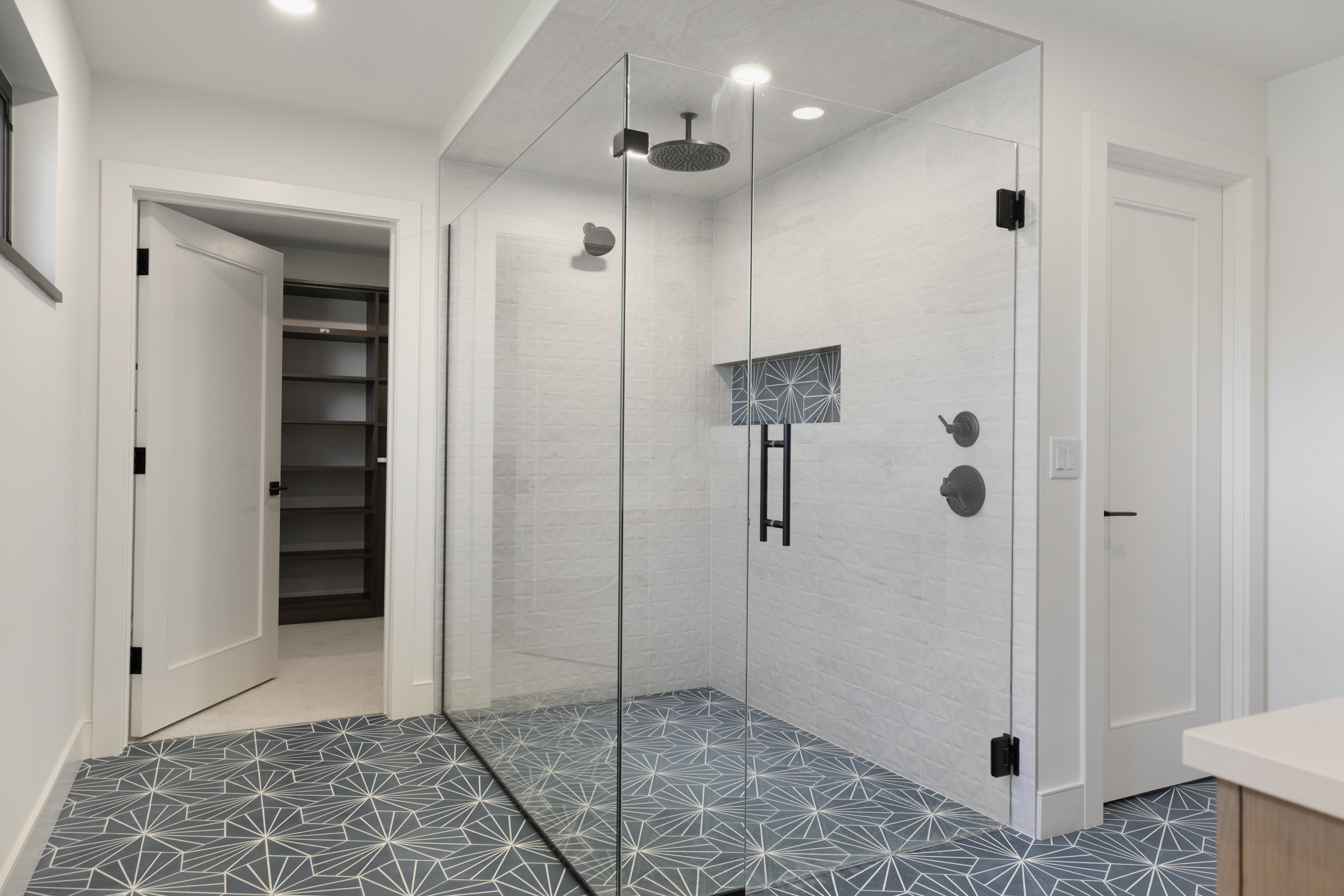 746 Peninsula Point Rd 031