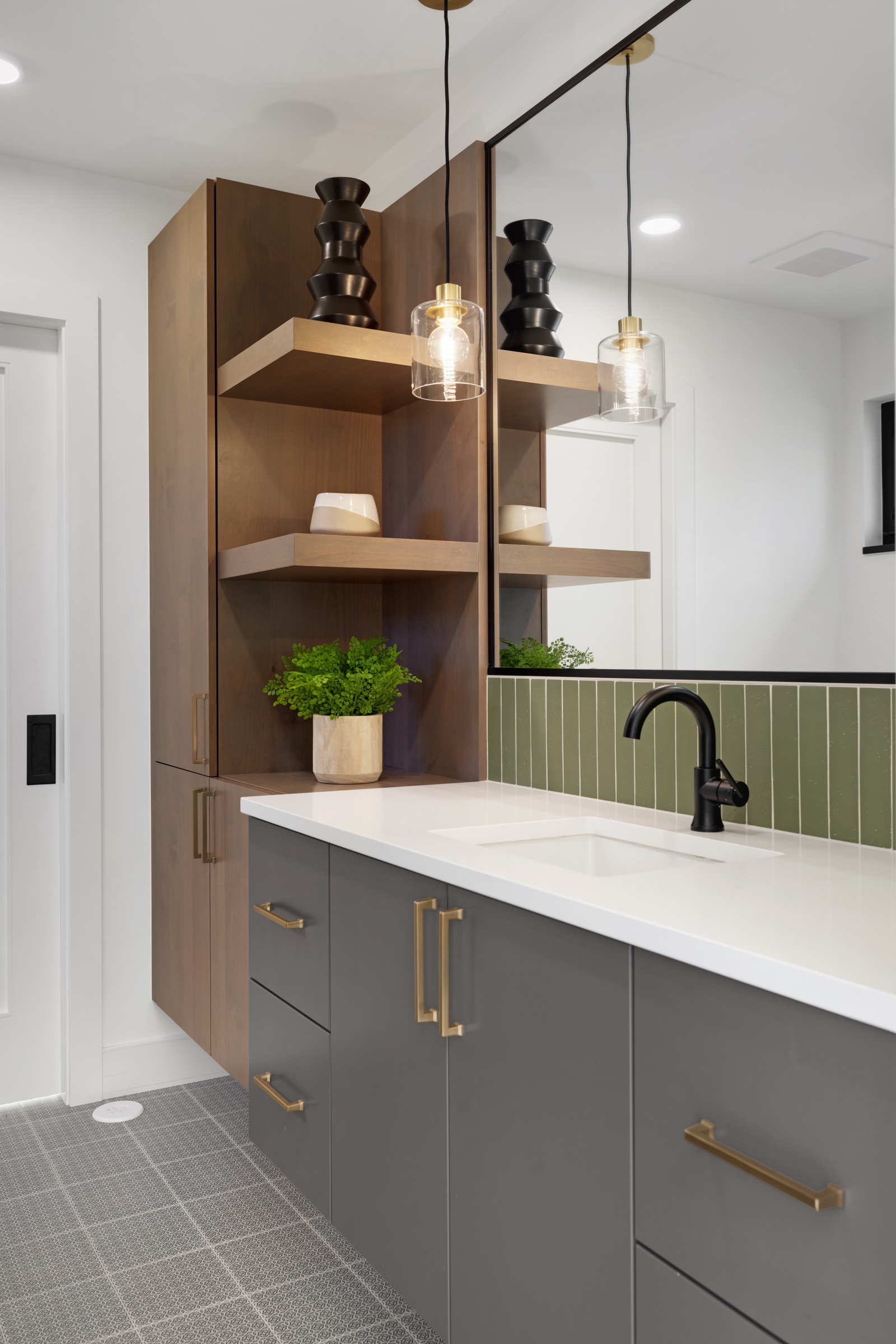 746 Peninsula Point Rd 042