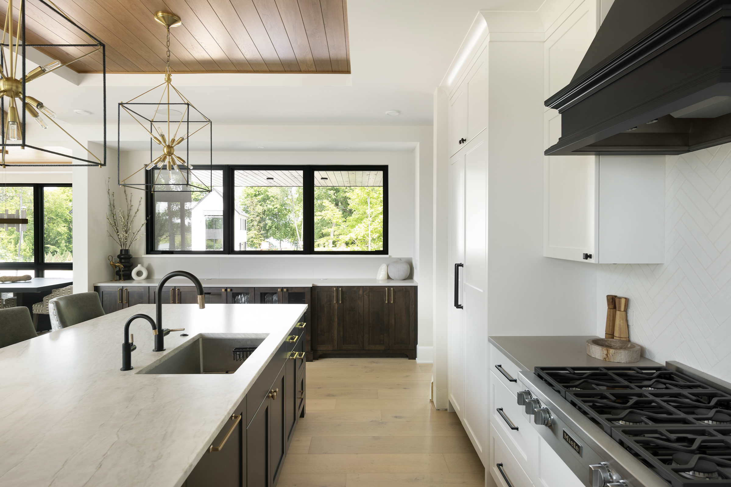 582 Peninsula Pt Road Shakopee 022