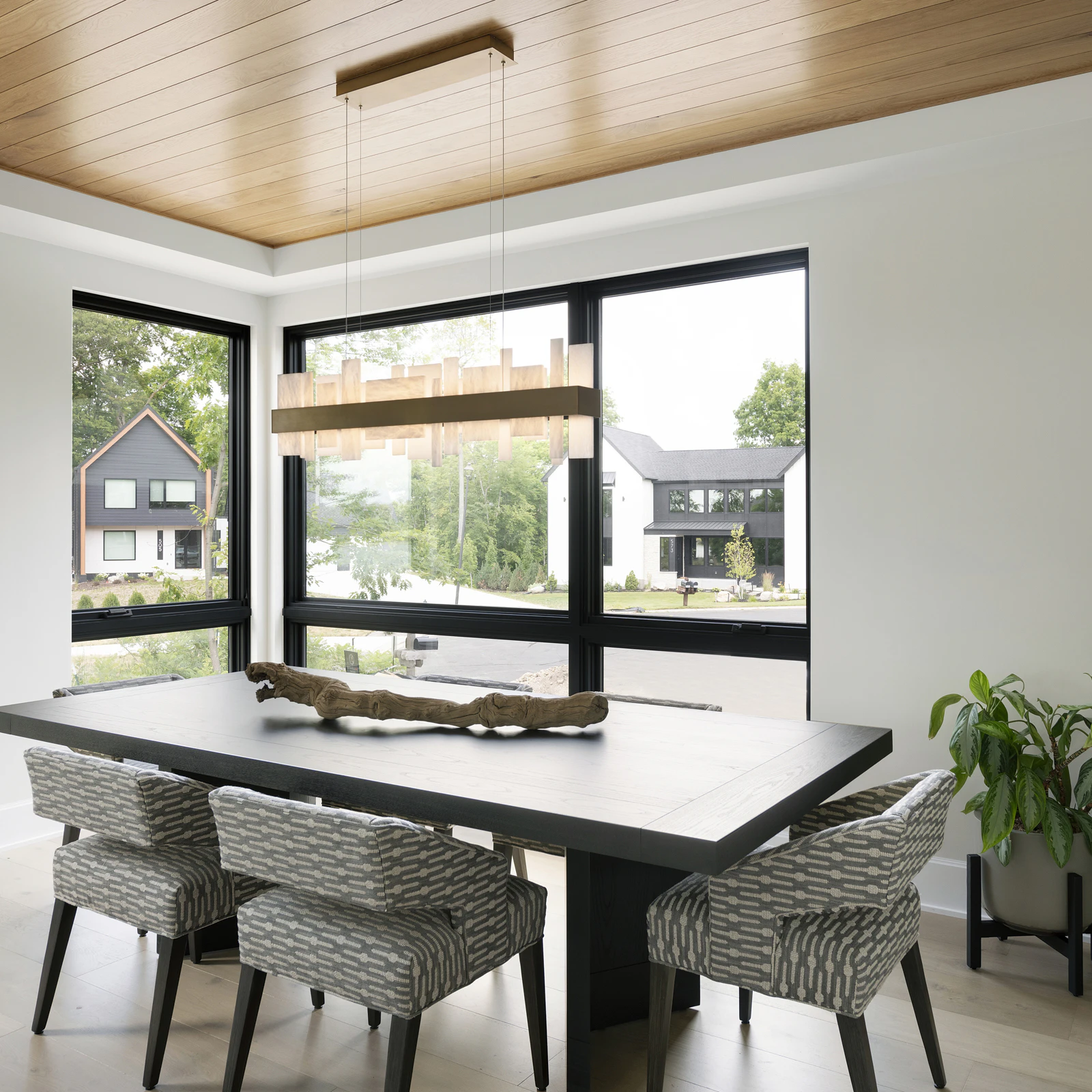 582 Peninsula Pt Road Shakopee 034