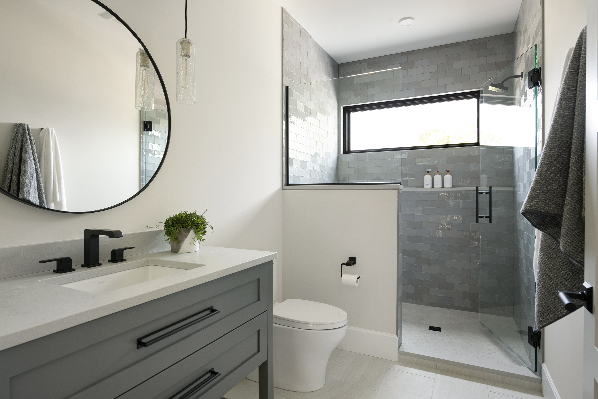 582 Peninsula Pt Road Shakopee 051