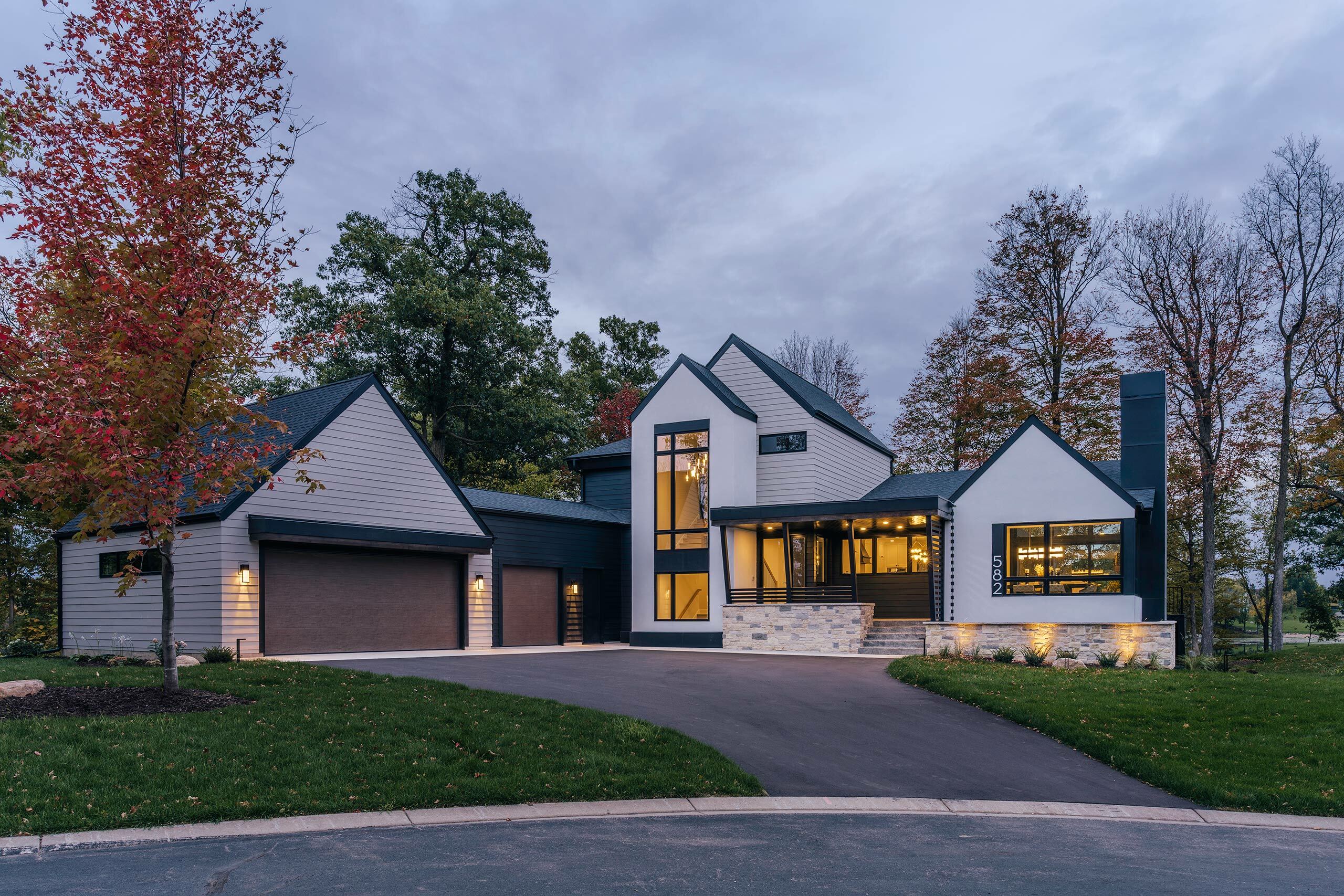 Herz Exterior Wide Hero 3x2 DSC3500 Web