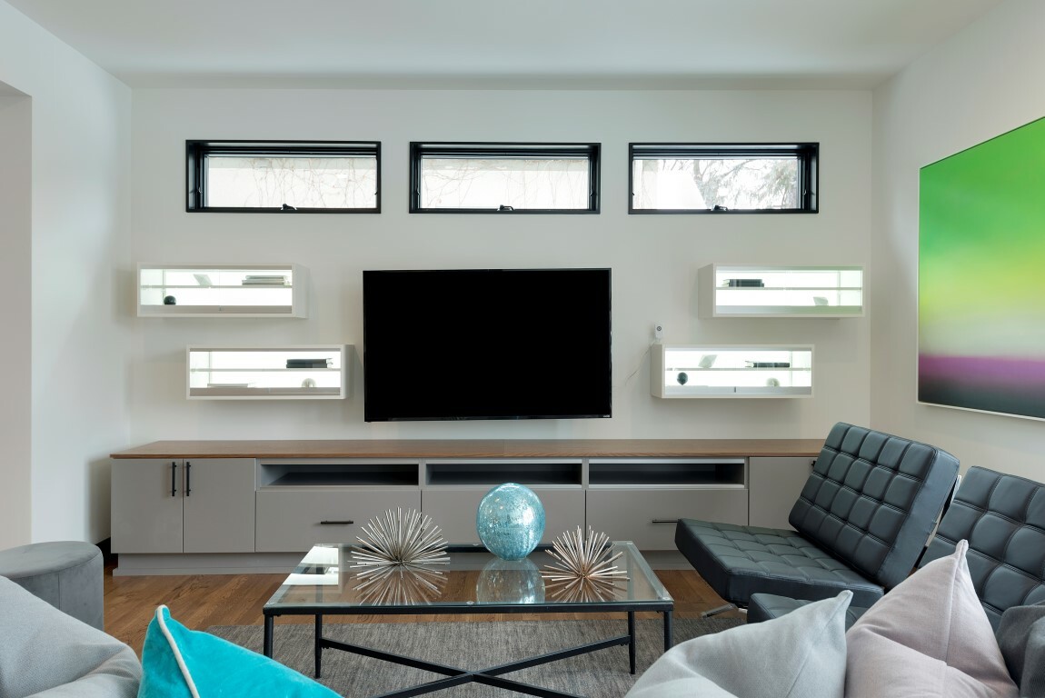 4937 Beard Ave S 007