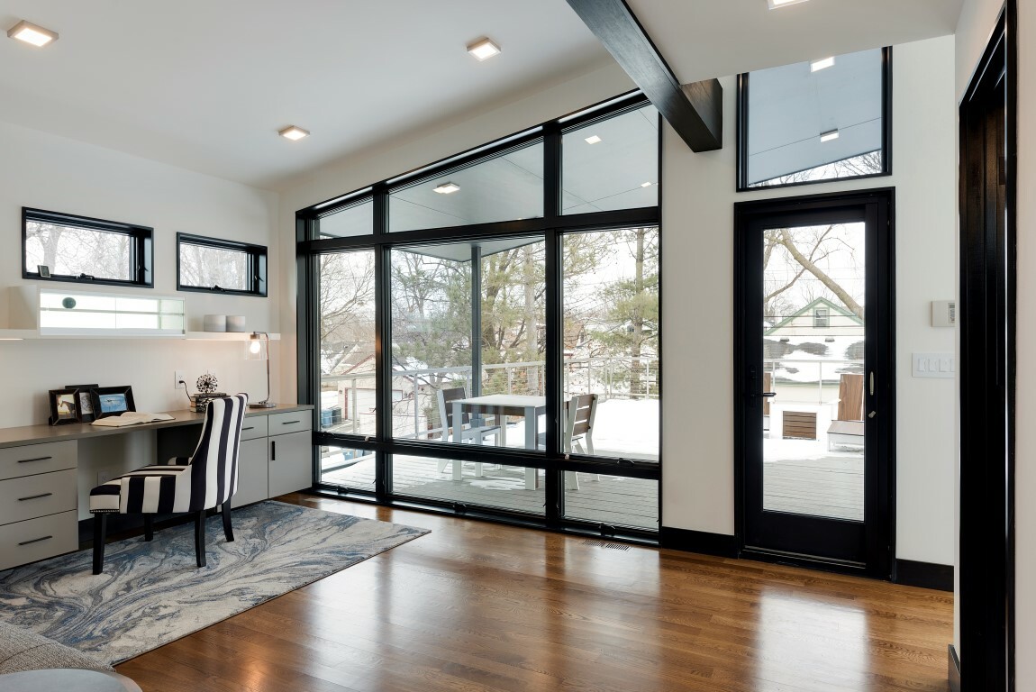 4937 Beard Ave S 023 1