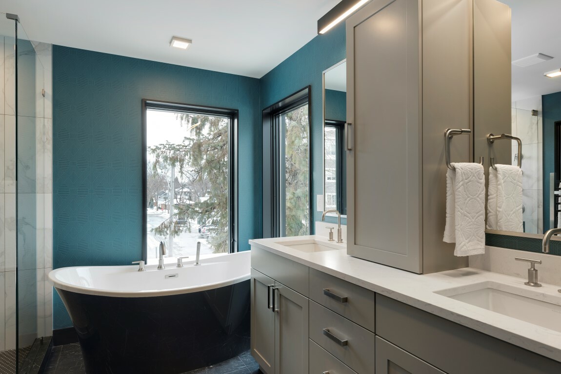 4937 Beard Ave S 030