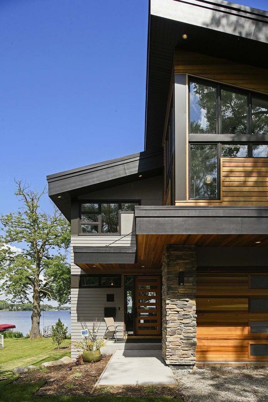 Custom built home in Lake Minnetonka