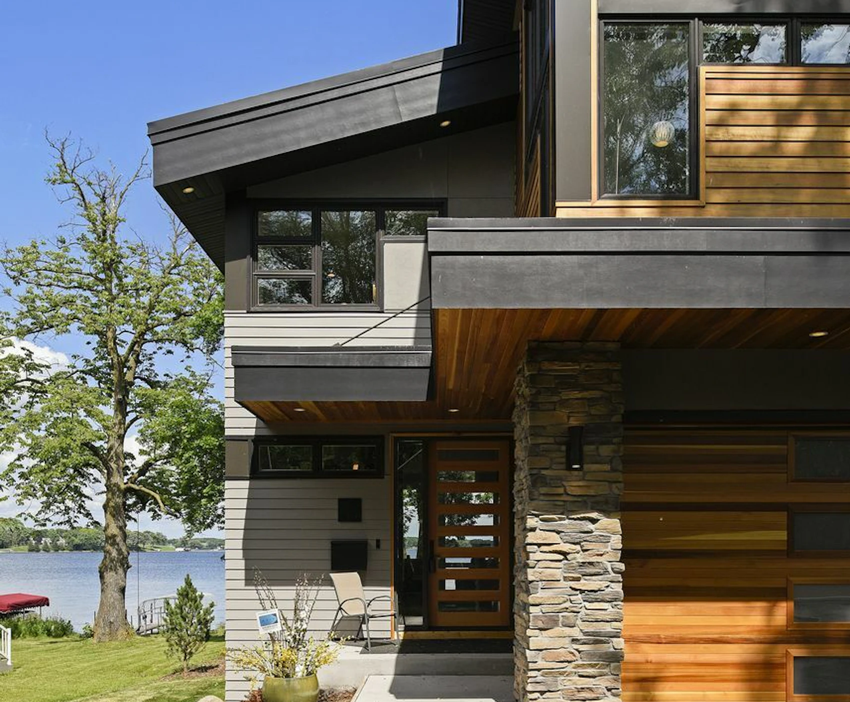 Custom built home in Lake Minnetonka