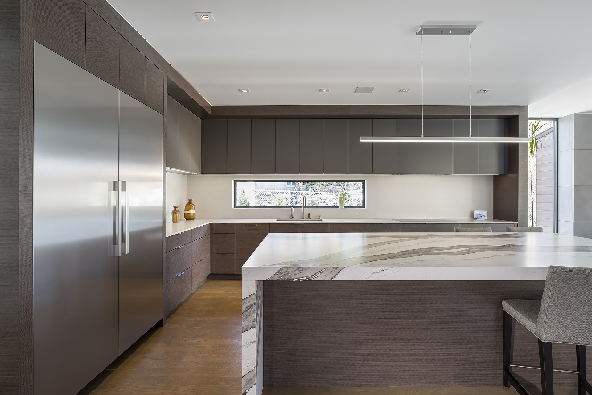 Sleek Kitchen Design