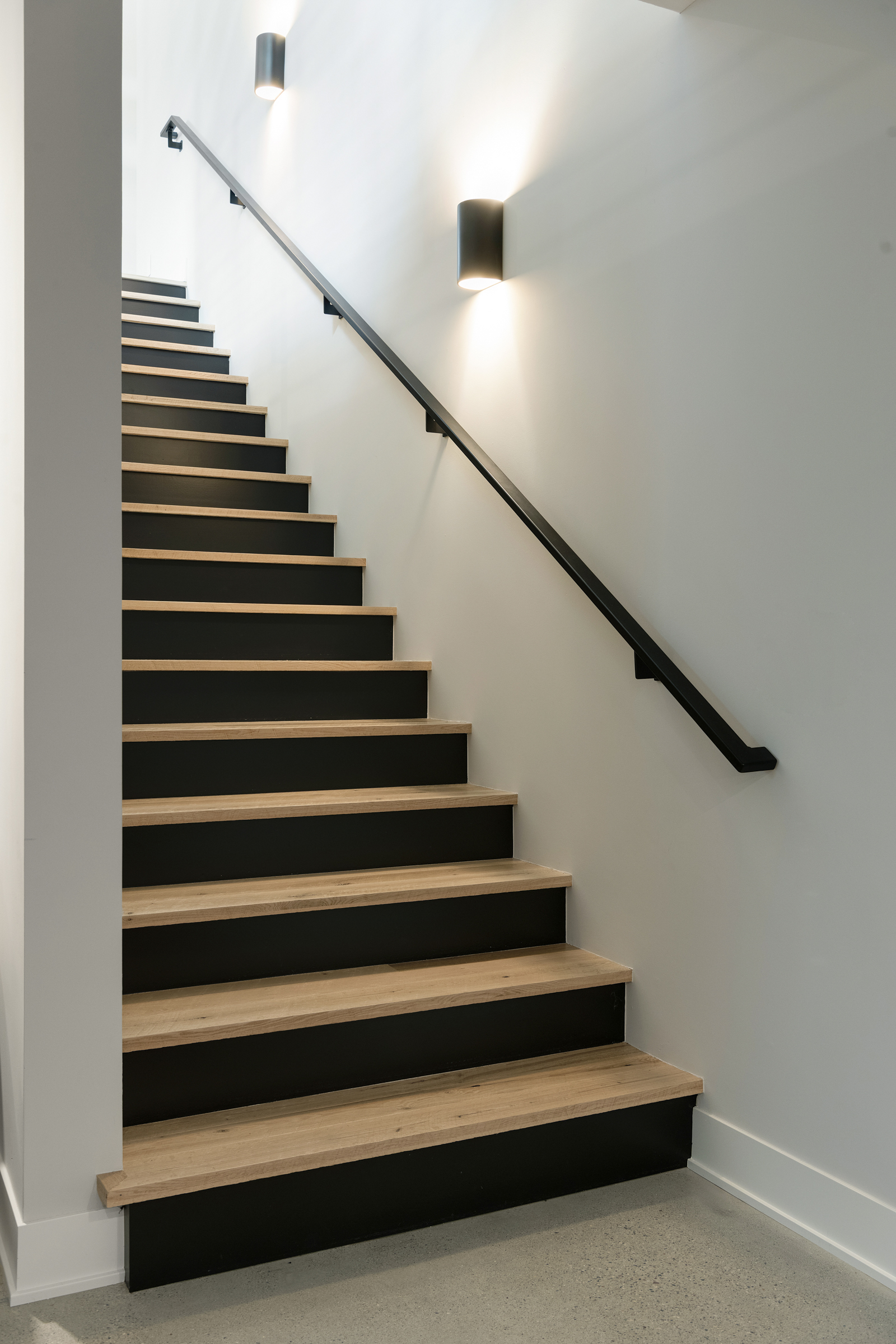 Sustainable 9 Design 2820 W 40th St 058