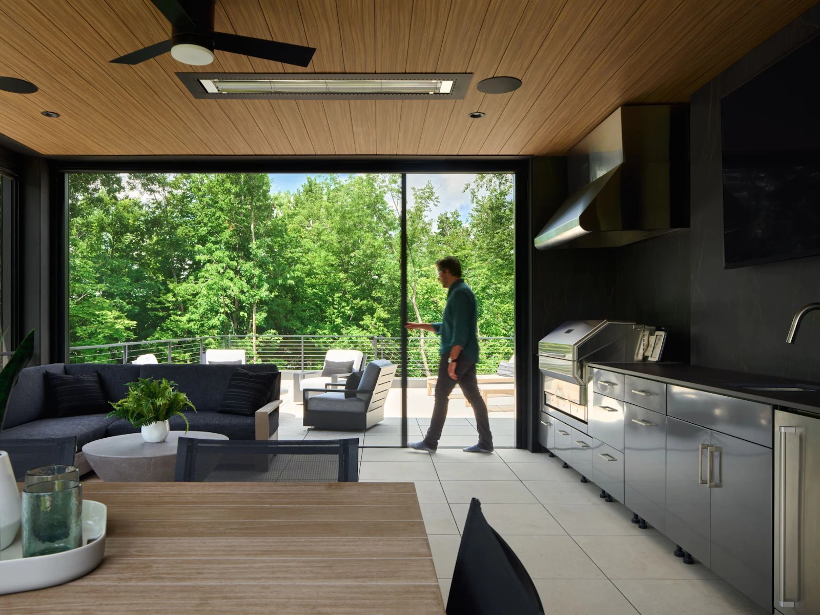 38 Unfold Saba Round Three Photography Porch Greg