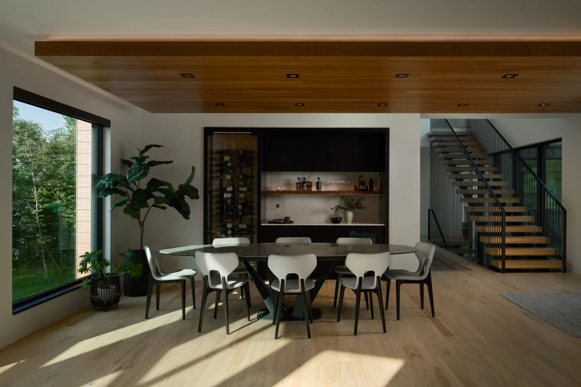 40 Unfold Saba Round Three Photography Dining Foyer1 P