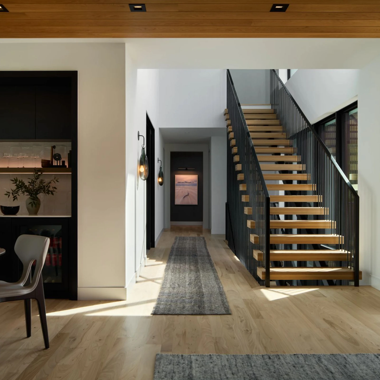 41 Unfold Saba Round Three Photography Dining Entry Hall